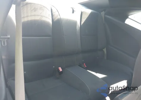 2013 Chevrolet Camaro 1Ls z USA, uszkodzony, nr VIN 2G1FE1E38D9120993